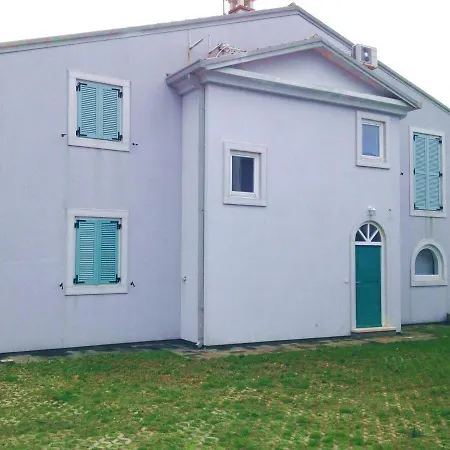 With A Parking Space Basanija, Umag - 21069 Apartman