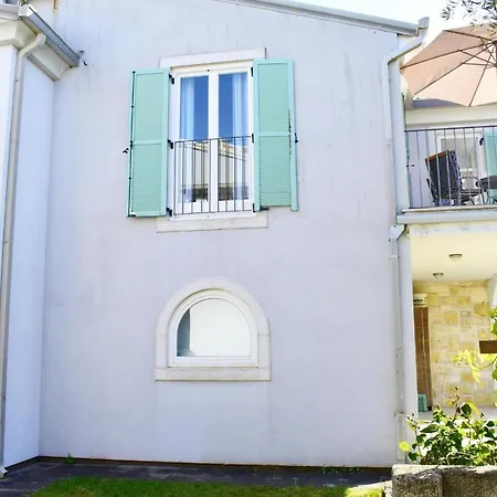 With A Parking Space Basanija, Umag - 21069 Apartman