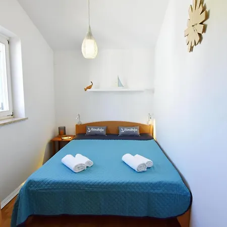 Apartment With A Parking Space Basanija, Umag - 21069 Savudrija
