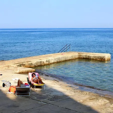 With A Parking Space Basanija, Umag - 21069 *